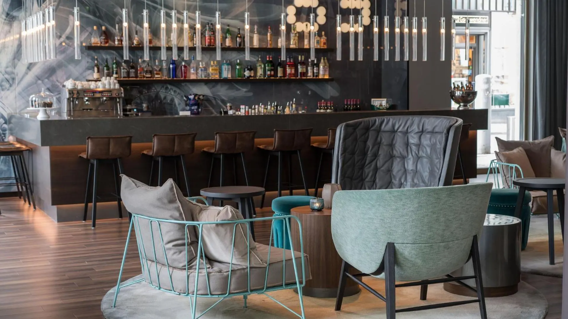 *** Hotel Motel One Leipzig-Nikolaikirche Německo